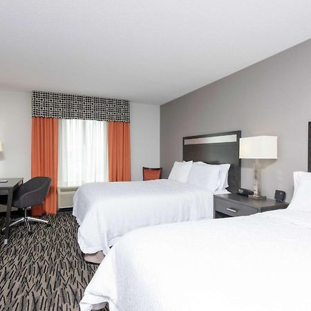 Hampton Inn Akron-South Екстериор снимка