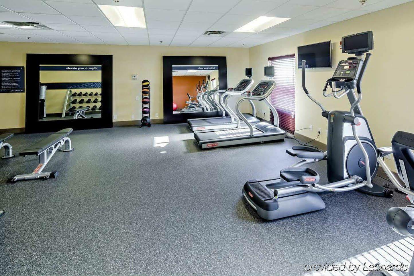 Hampton Inn Akron-South Екстериор снимка